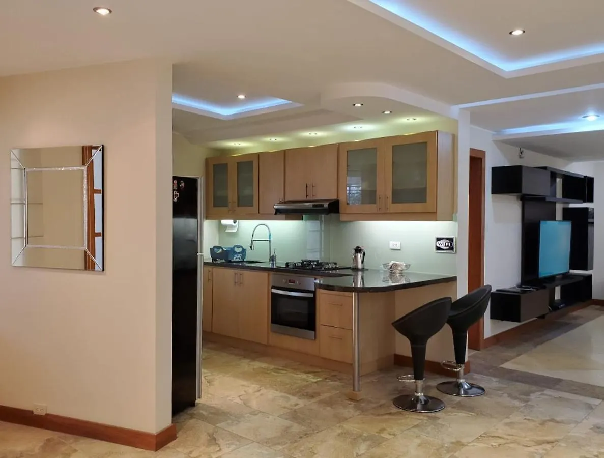 Elegante Suite Cumbaya Quito Apartment